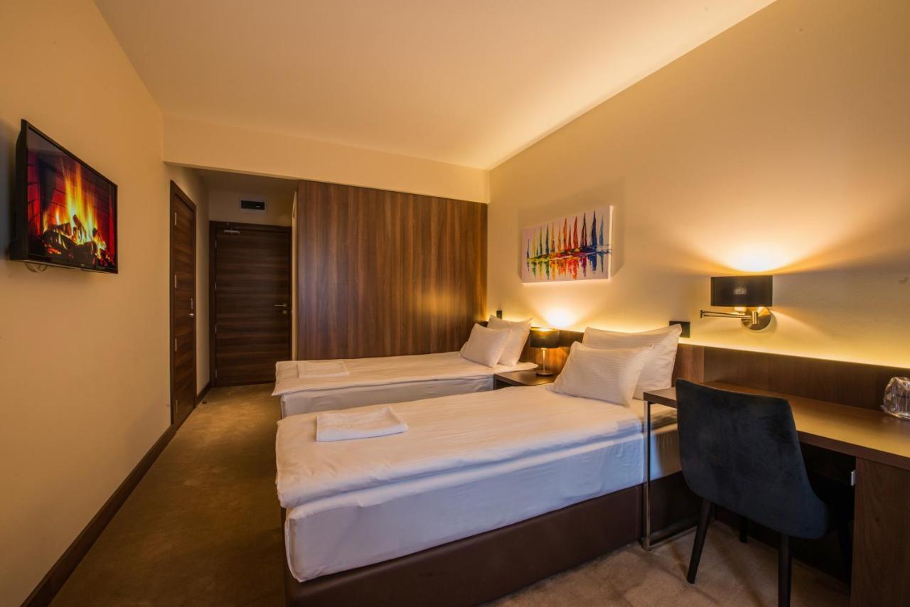 Hotel Spa Grad Kovin Esterno foto