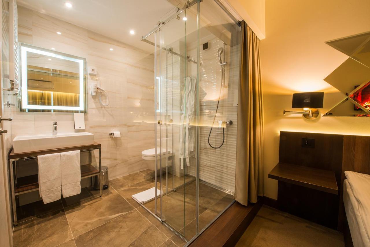 Hotel Spa Grad Kovin Esterno foto